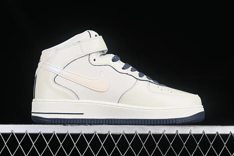 All categories Nk Air Force 1 Air Force series Nk Air Force 1 Mid Air Force mid-top Nk Air Force 1'07 Mid dark blue pearlescent small hook Air Force One mid-top casual sneakers SG2356-801